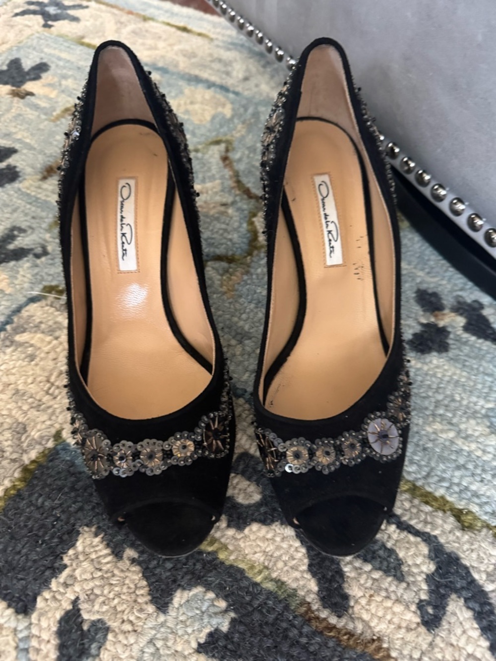 Oscar de la Renta Black Embellished Peep-Toe Heels